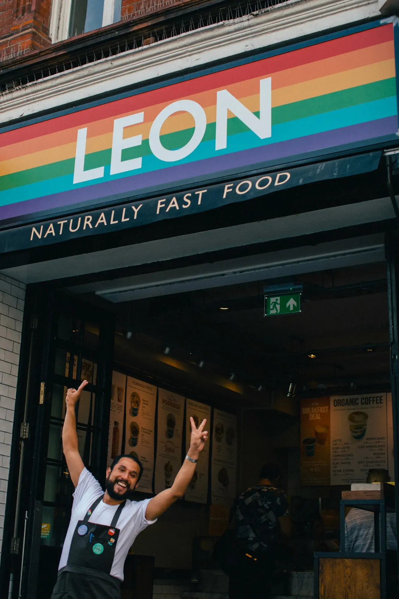 LEON, 17 of 31